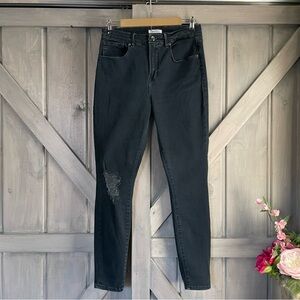 Women's Black Distressed Jeans